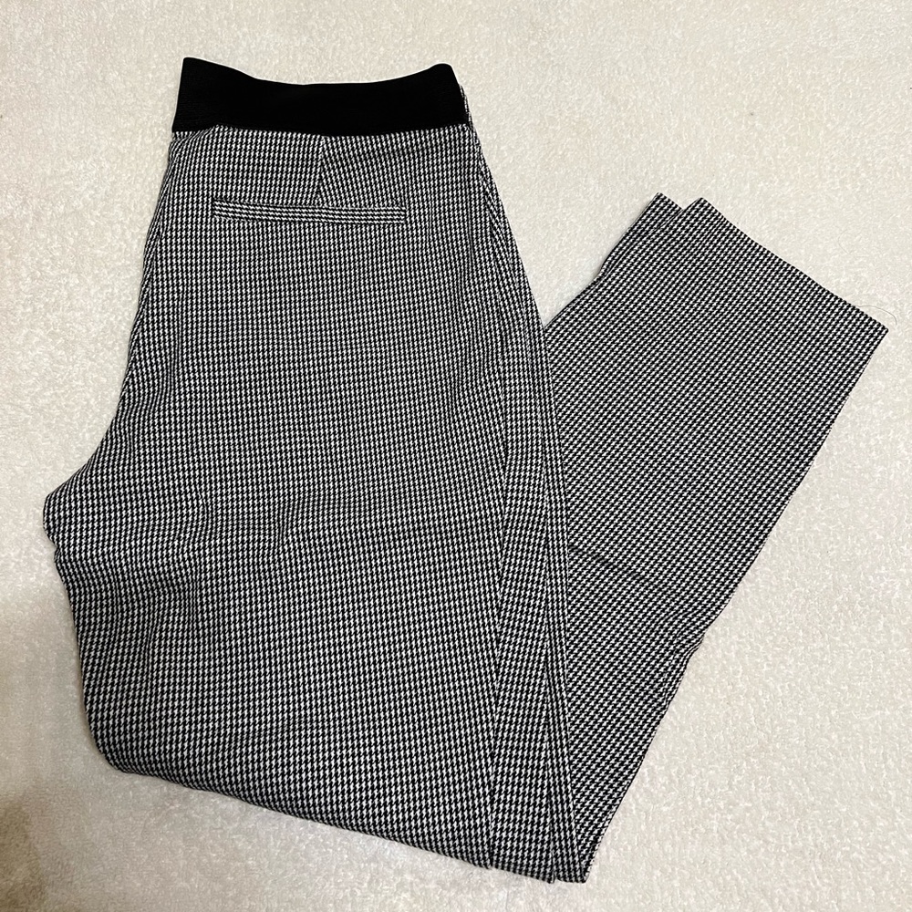 A New Day black Gangnam print pant